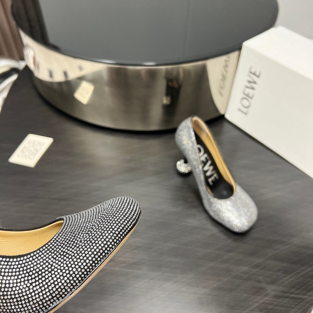 LW CRYSTAL PUMPS