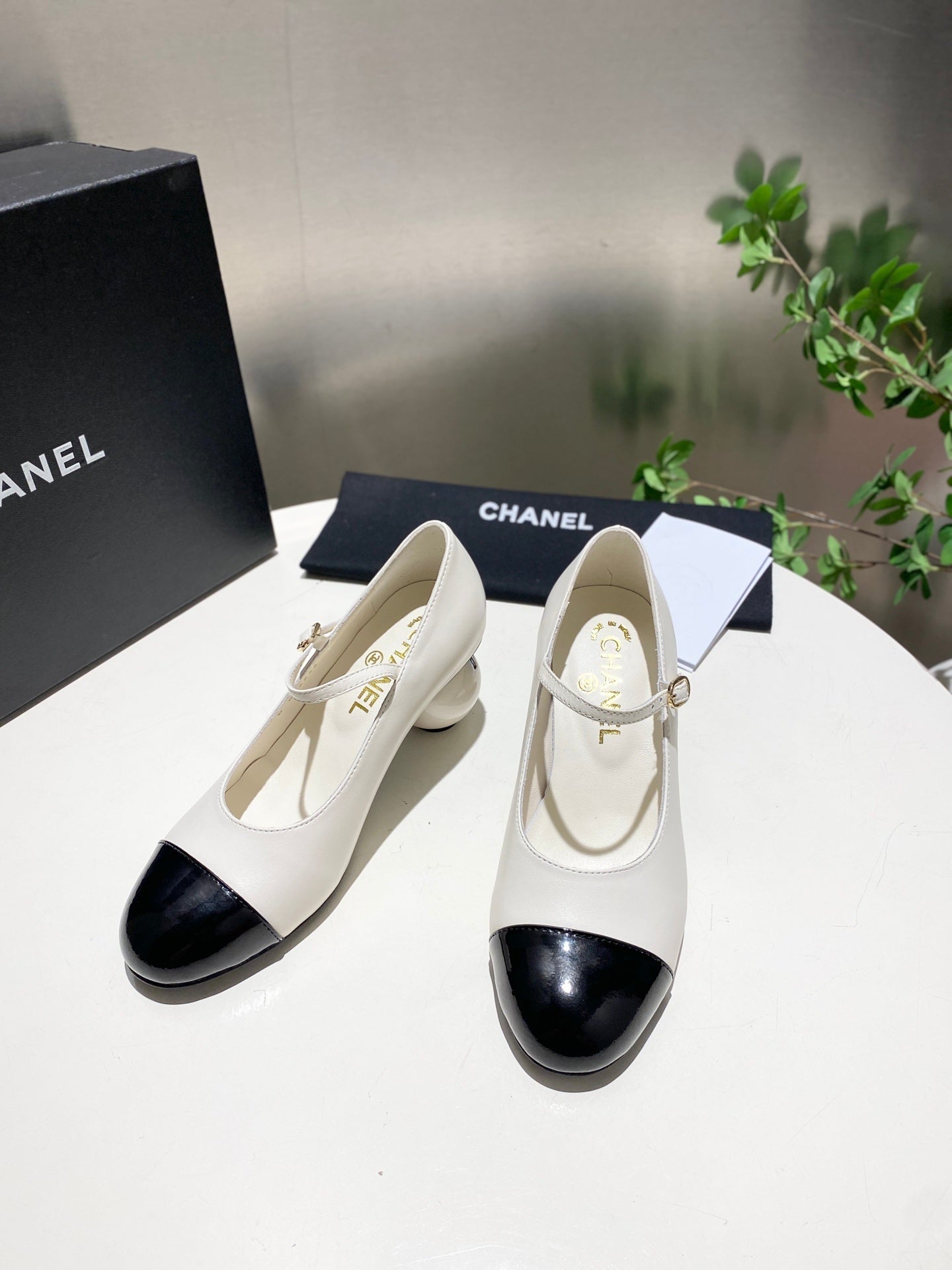 CC PEARL HEEL MARY JANE