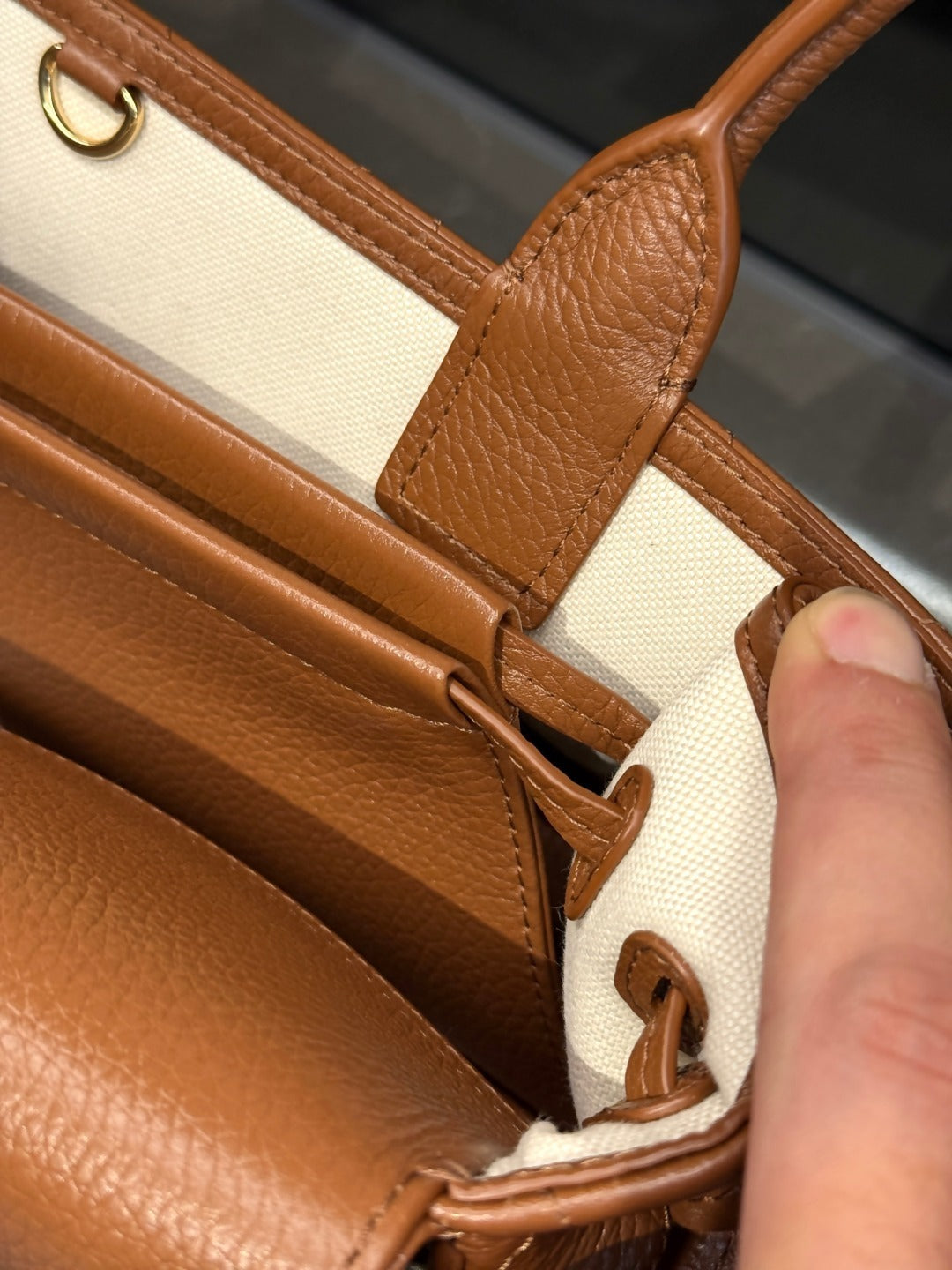 CC SMALL SHOPPING