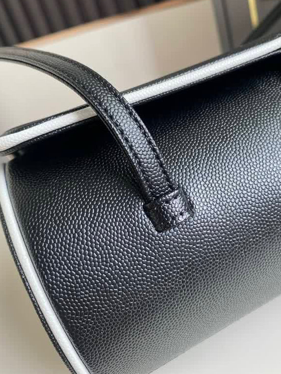 CC LARGE BOWLING BAG