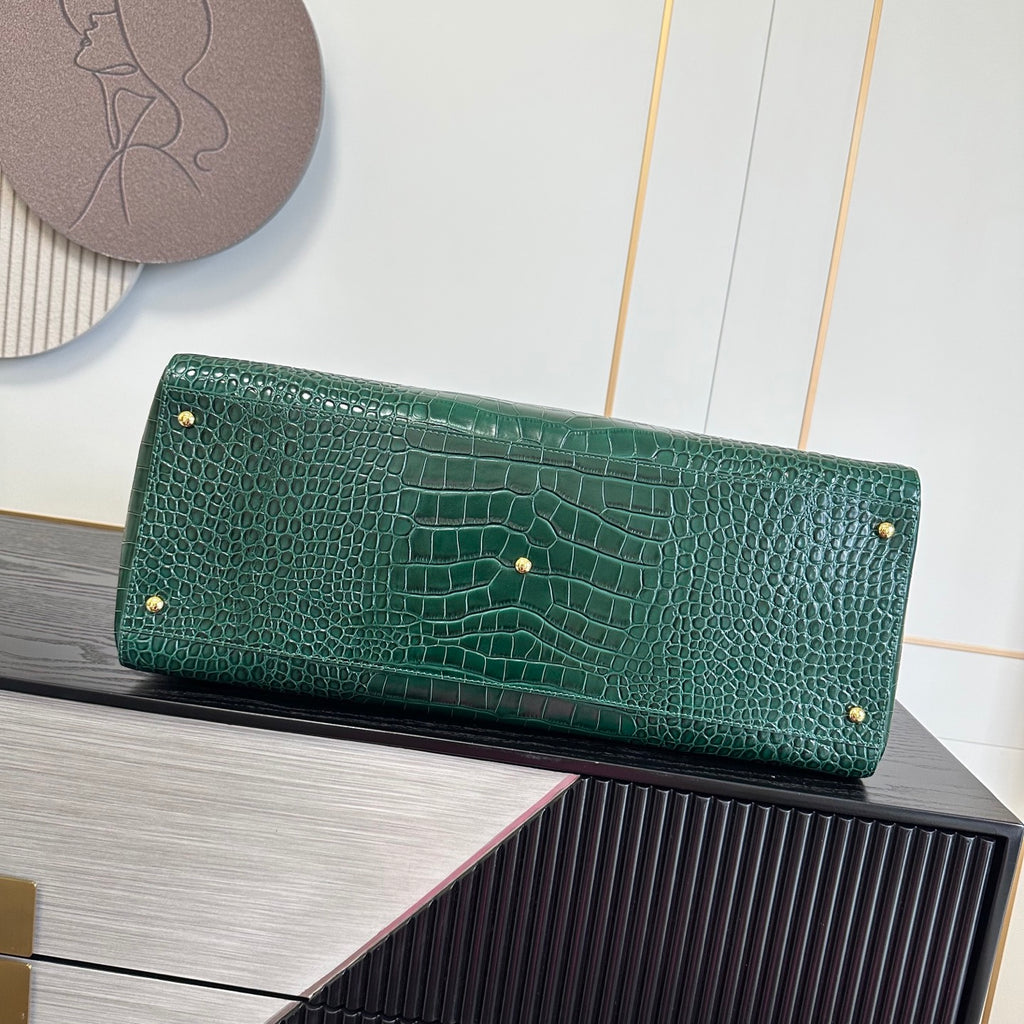 CC LARGE TOTE CROC