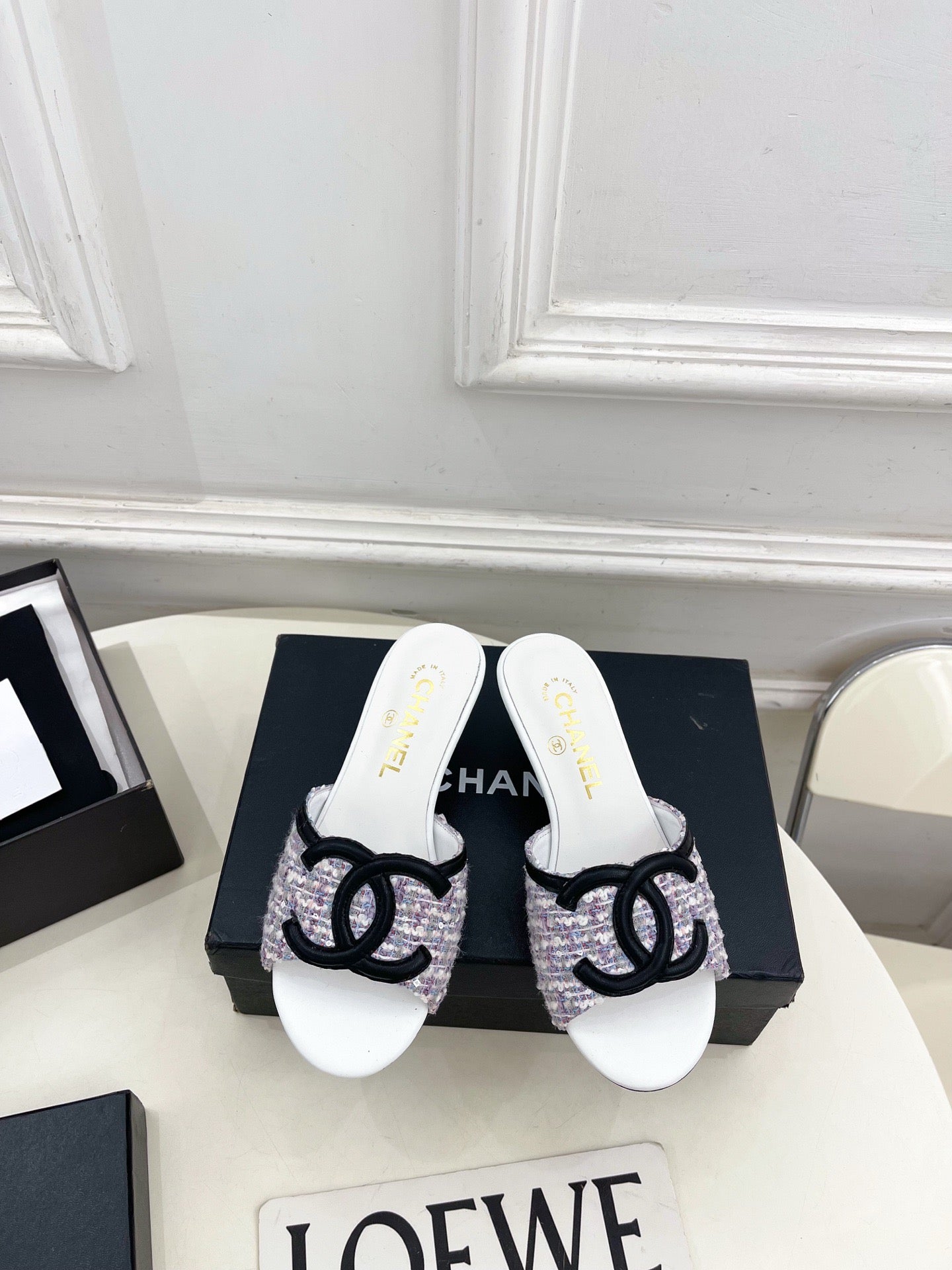 CC HEELS MULES