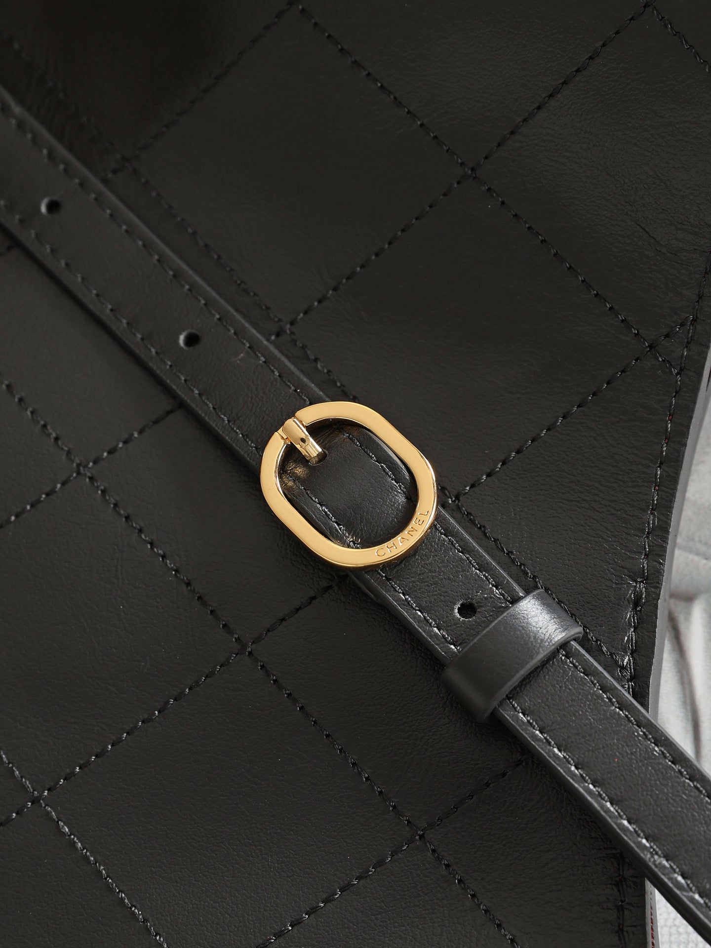 CC HOBO SHOULDER BAG