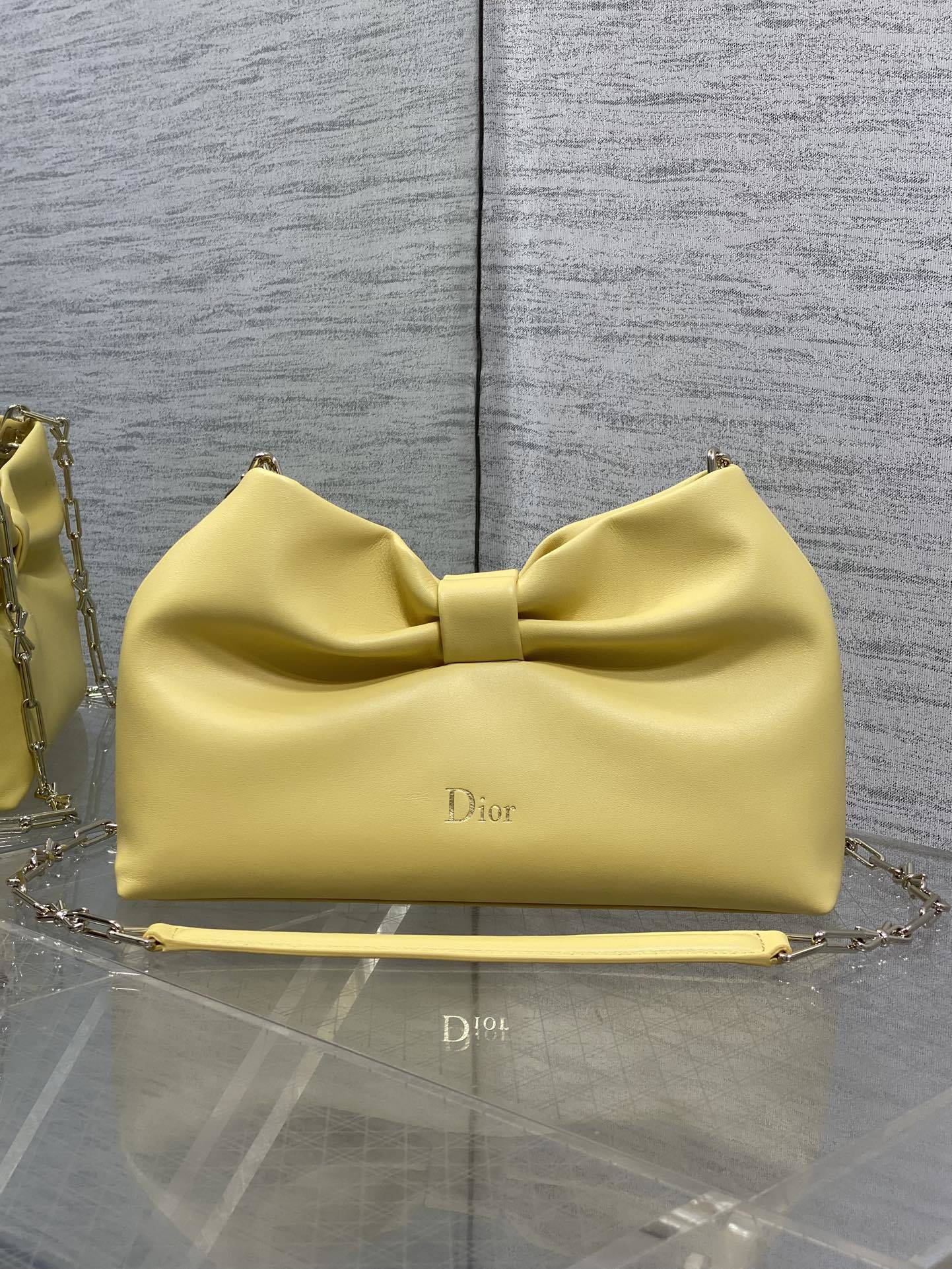 CD BOW medium