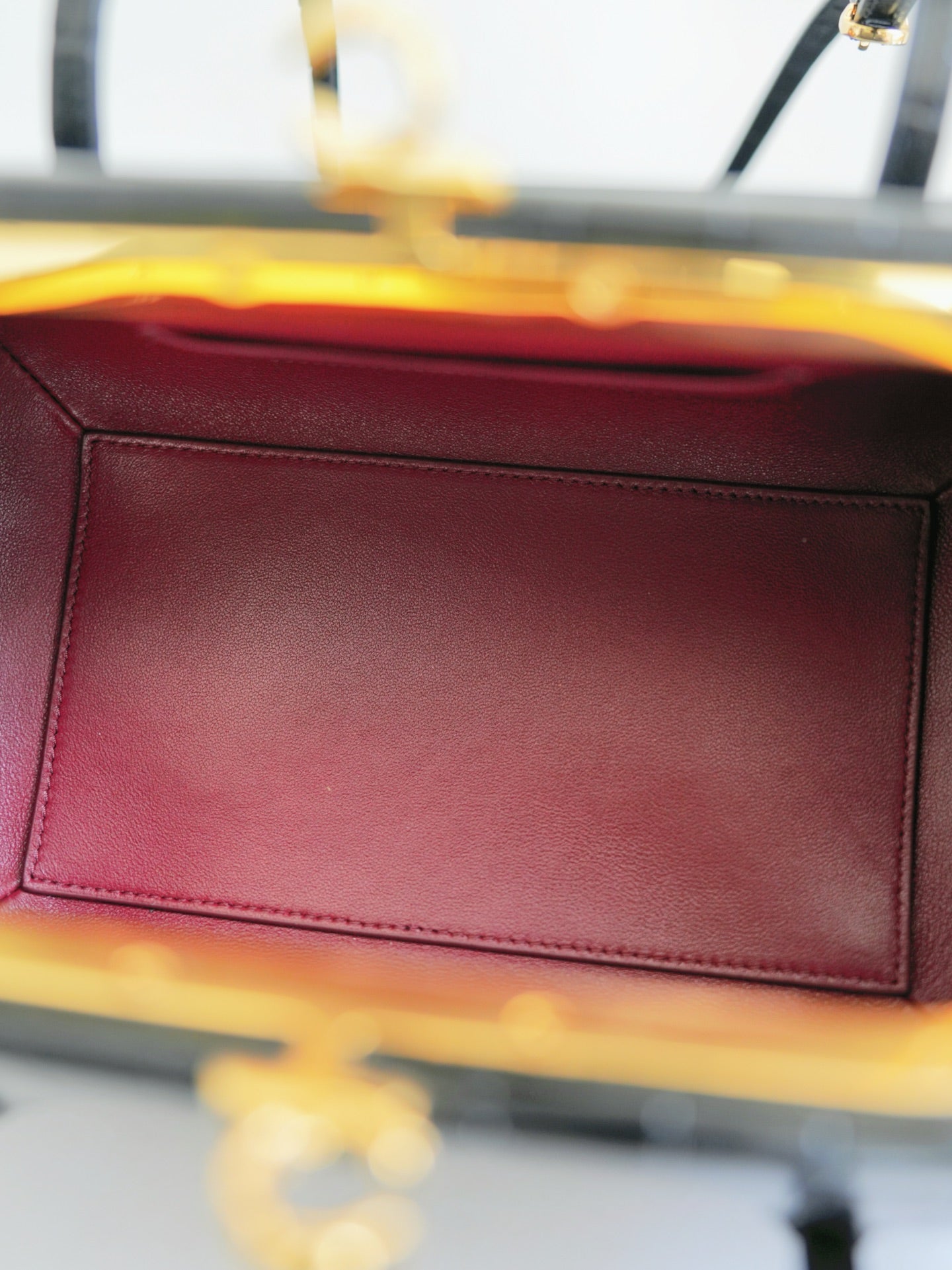 CC MINI SHOPPER EMBOSSED CROC