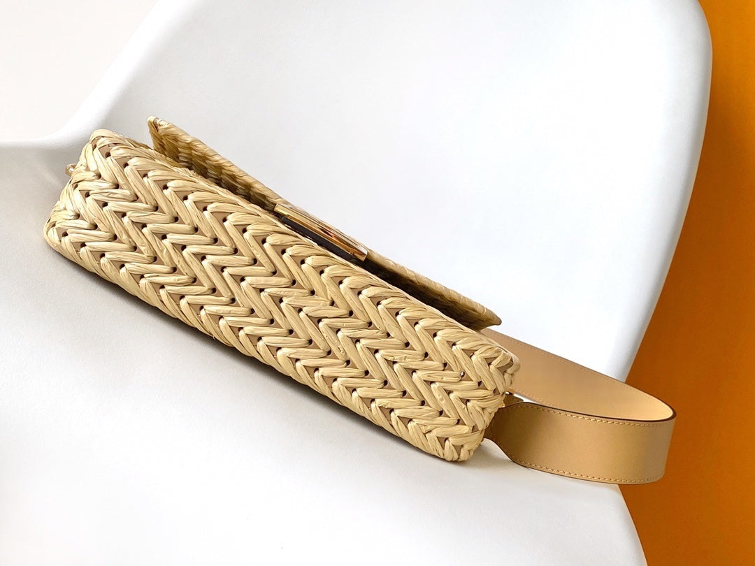 FF BAGUETTE RAFFIA