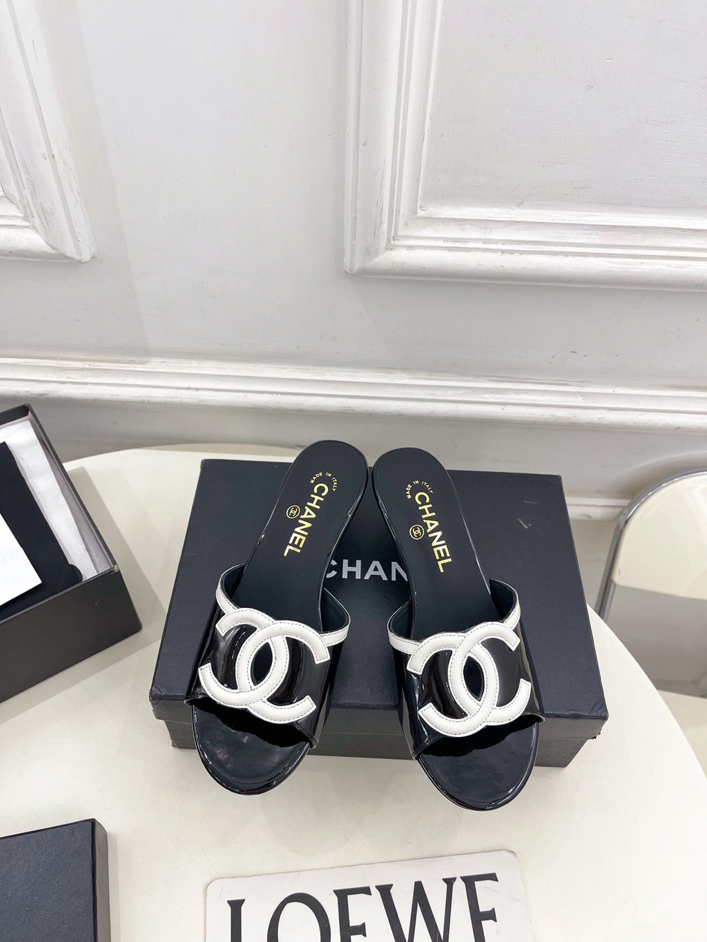 CC HEELS MULES