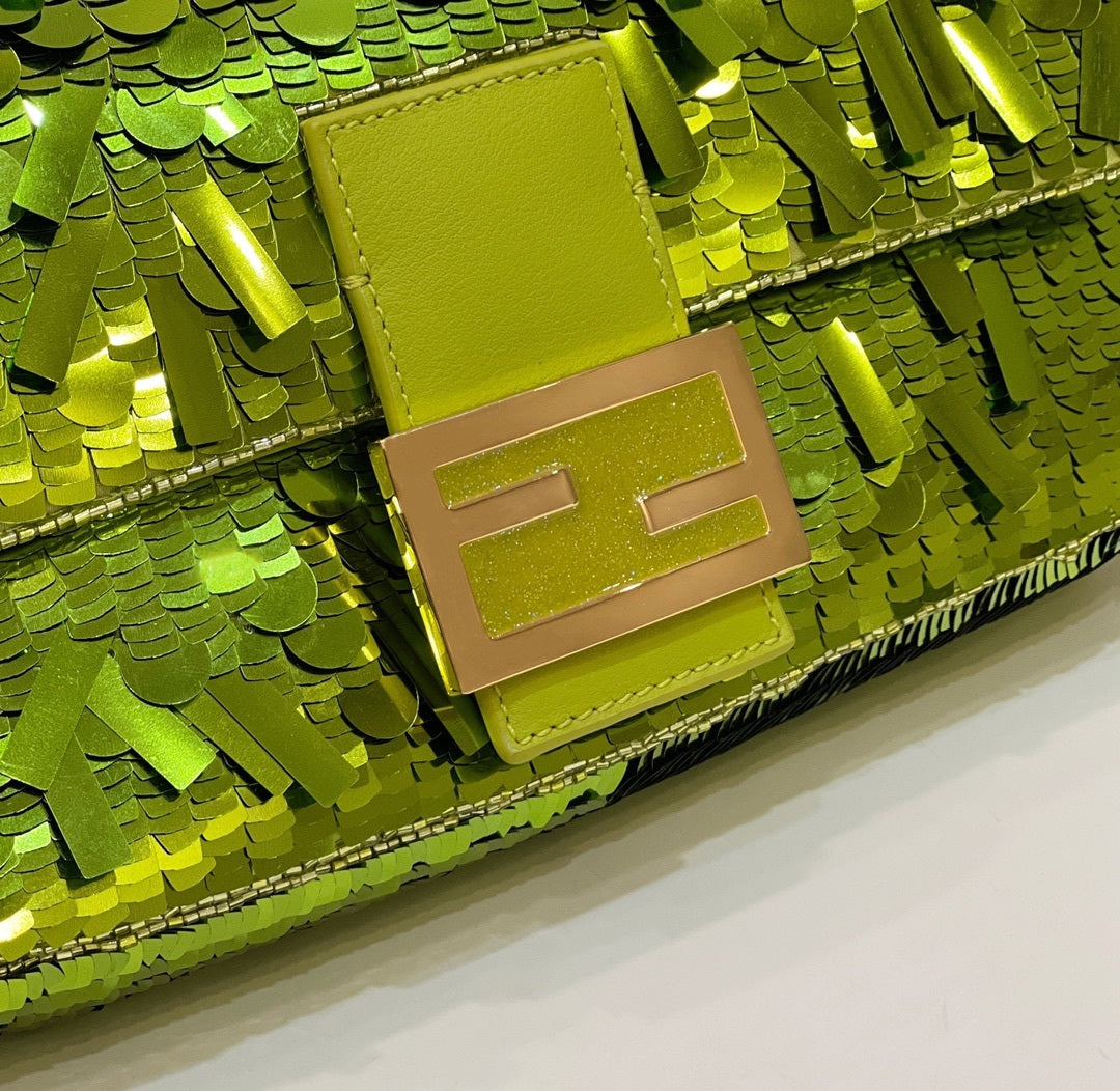FF SEQUIN BAGUETTE