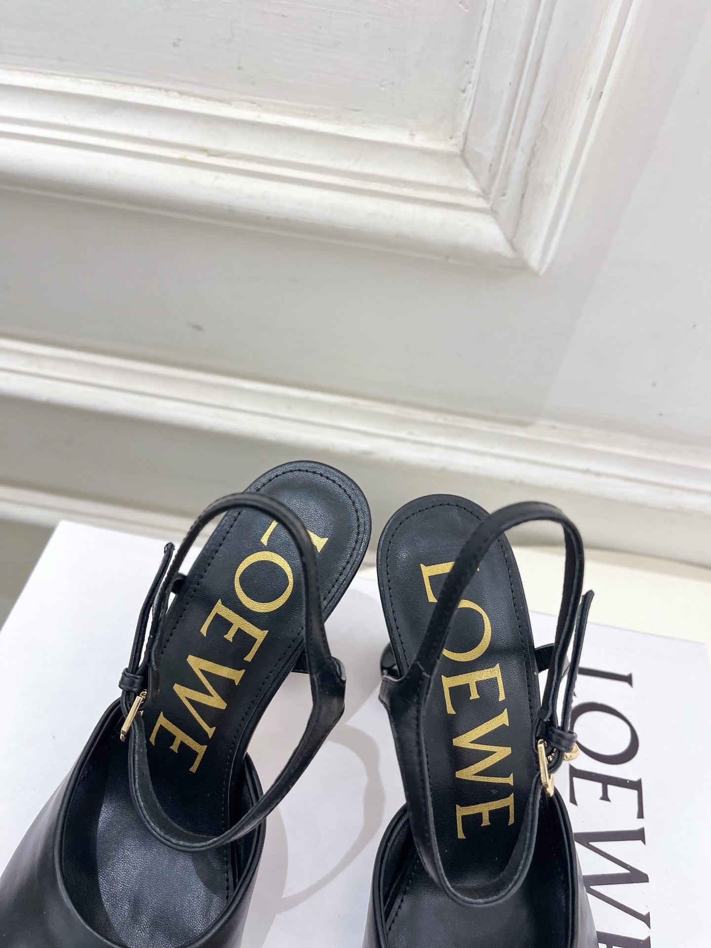 LW PUMPS