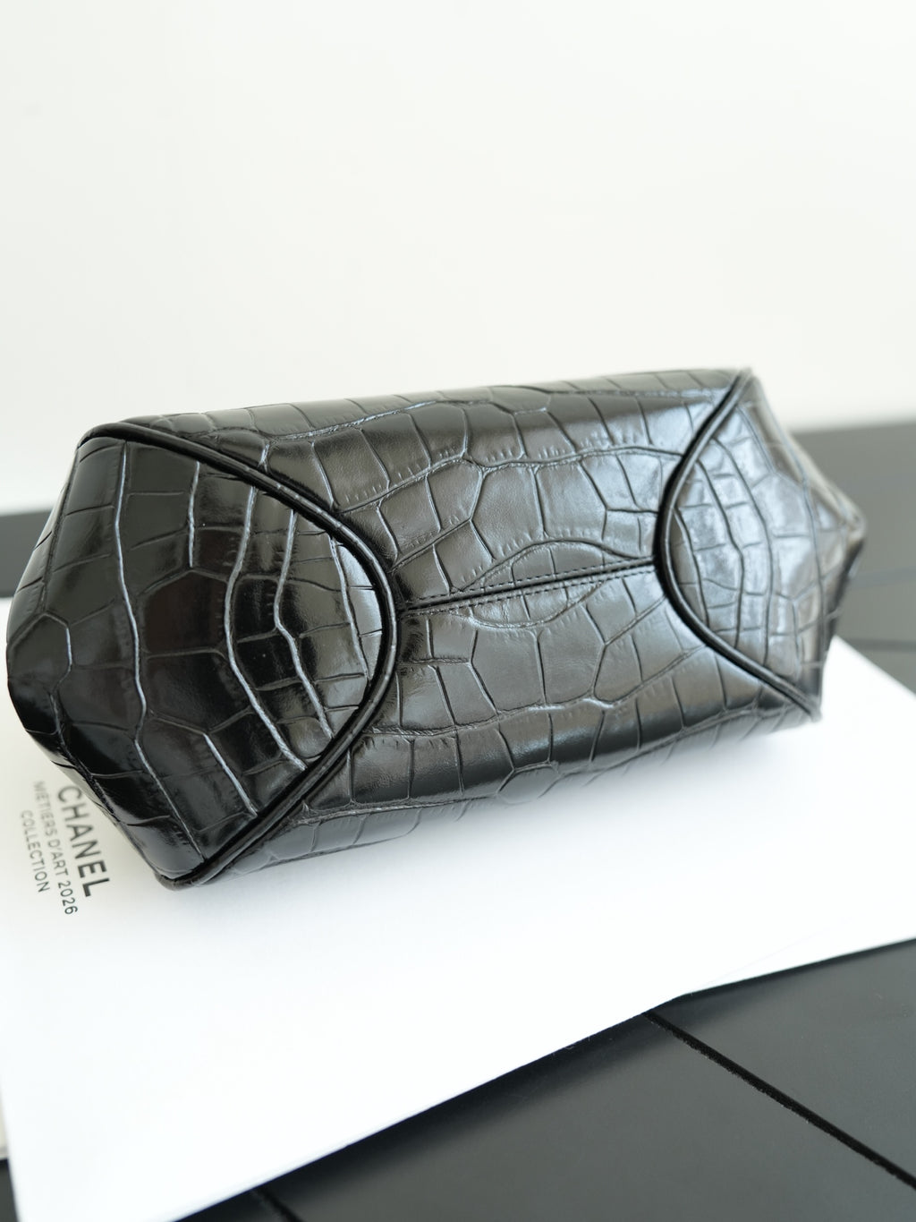 CC MINI SHOPPER EMBOSSED CROC