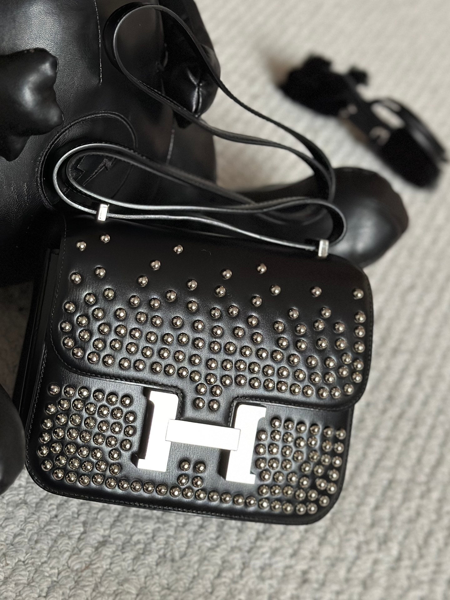 H CONSTANCE MINI STUDDED