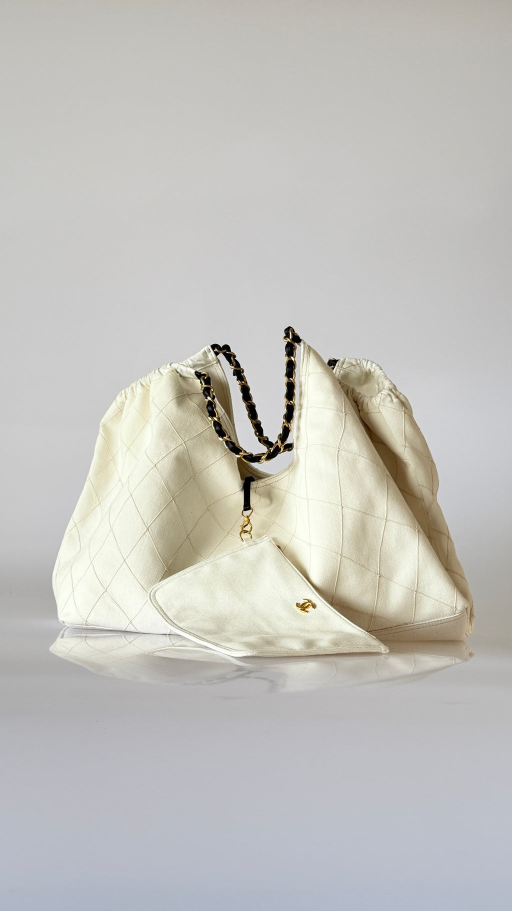 CC MAXI SHOULDER TOTE