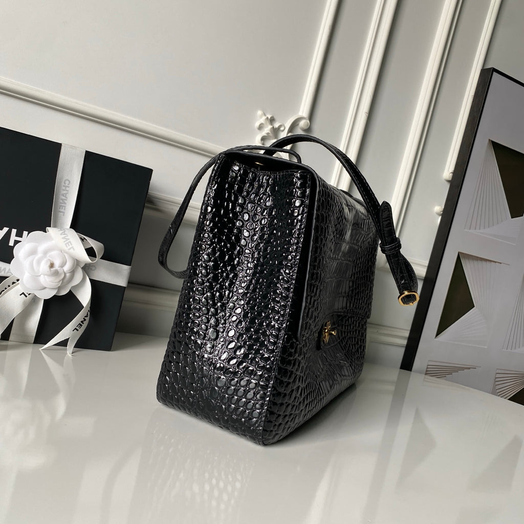 CC MAXI FLAP CROC