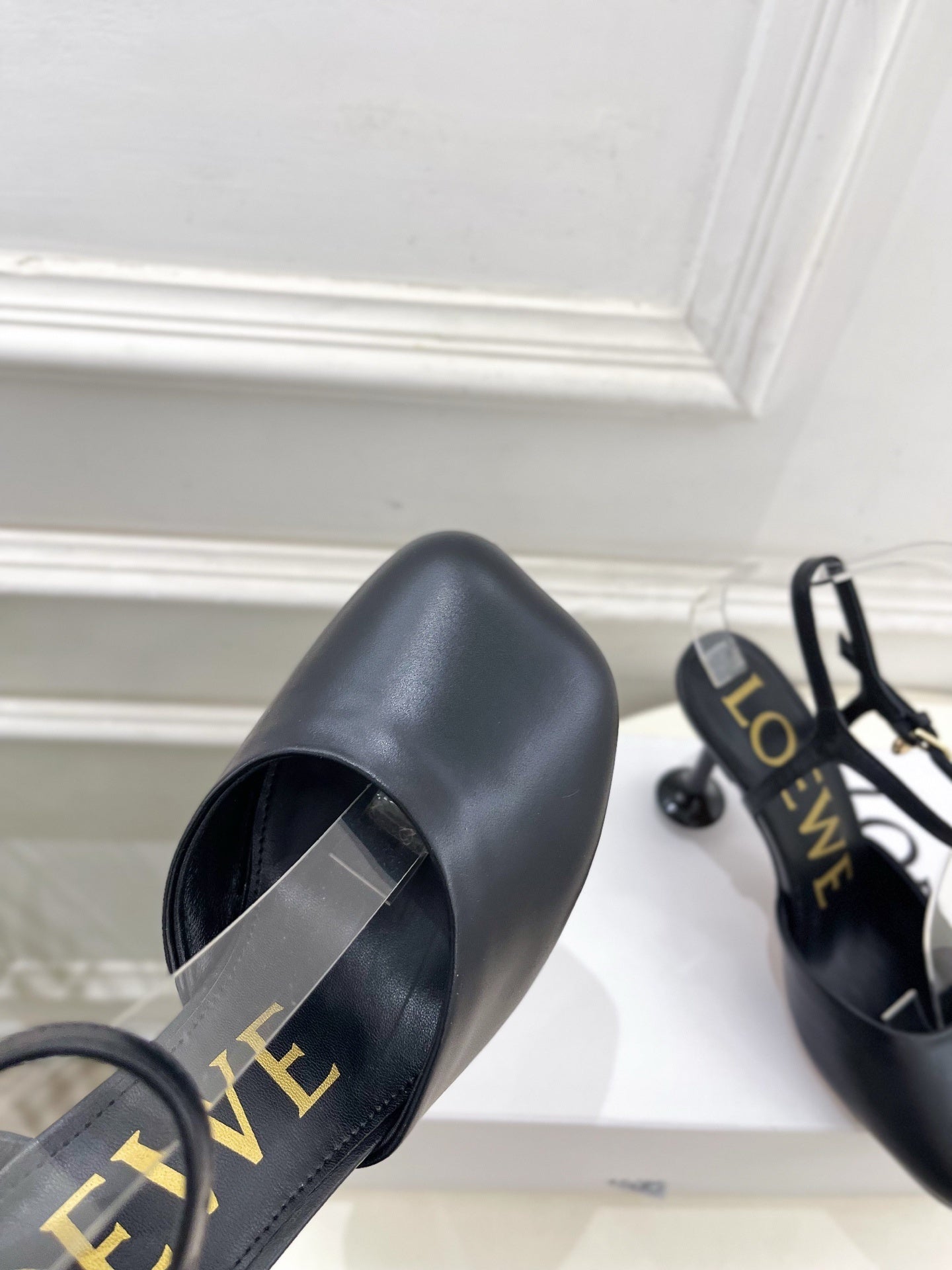 LW PUMPS