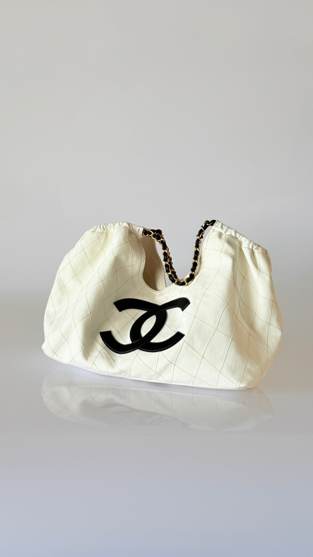 CC MAXI SHOULDER TOTE