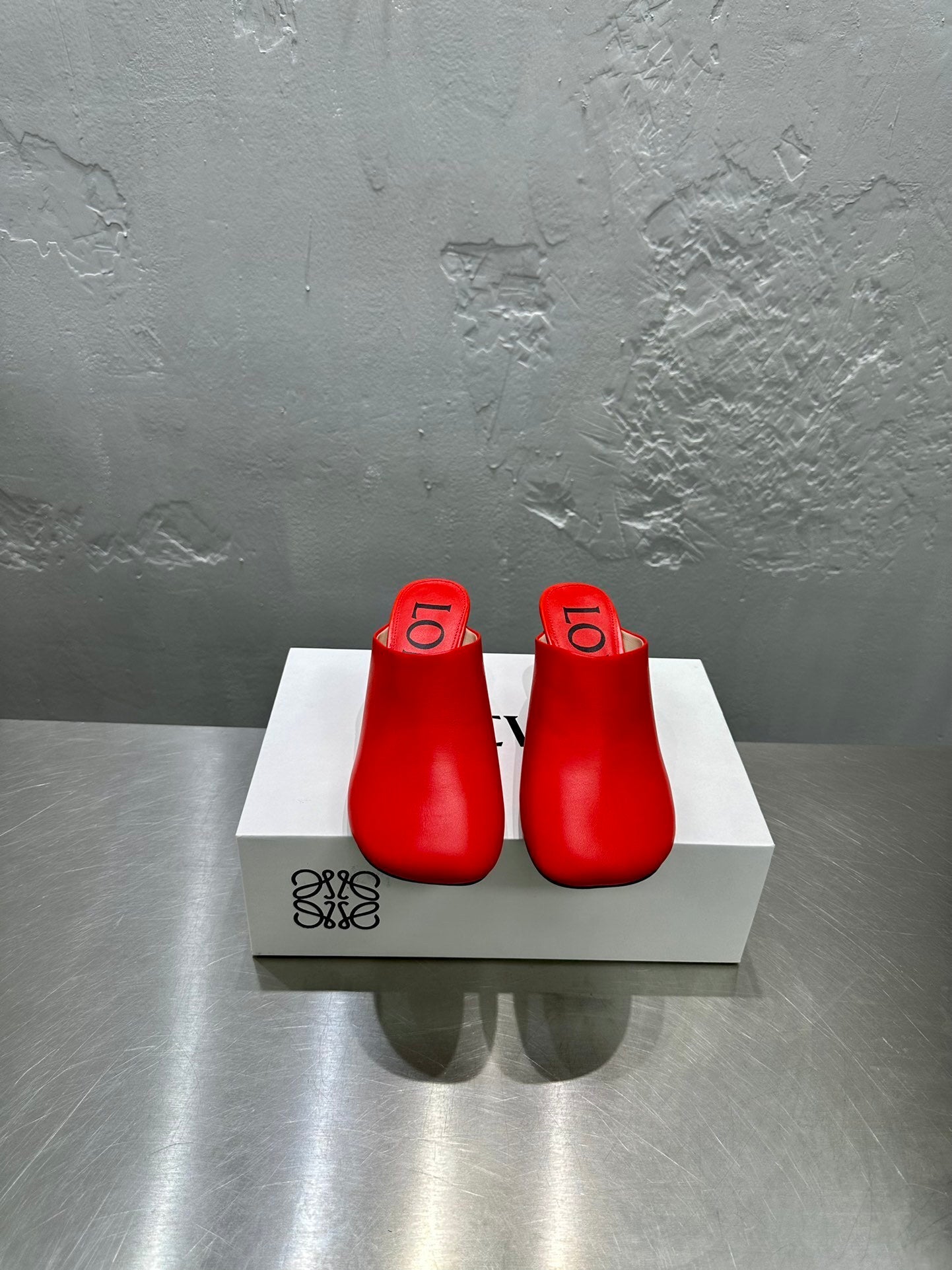 LW HEEL MULES
