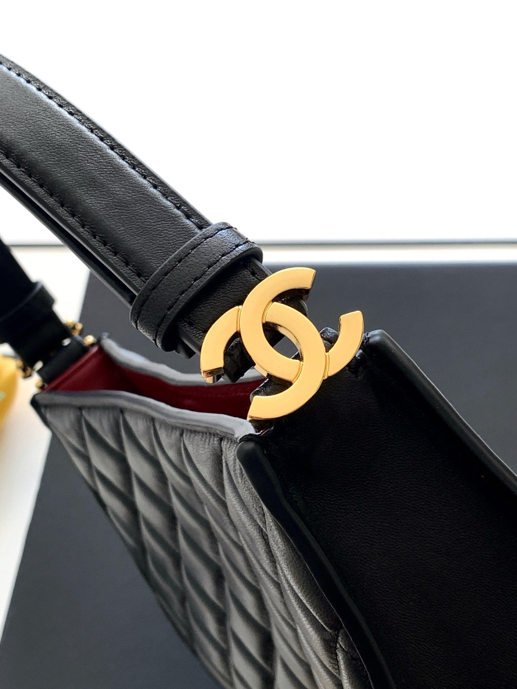 CC SHOULDER TOTE