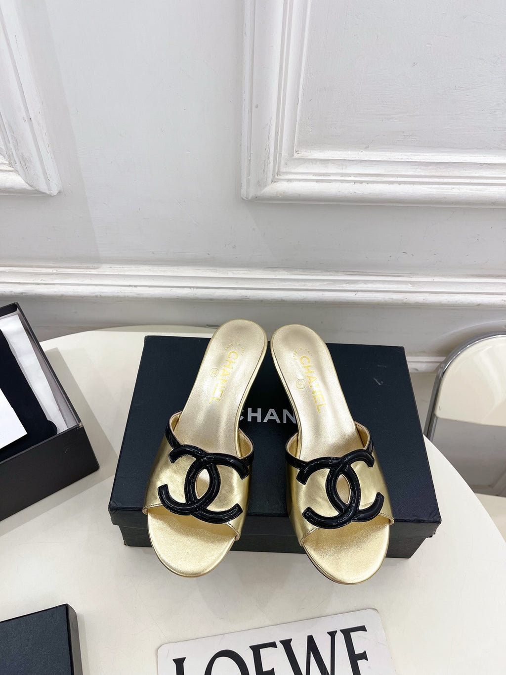 CC HEELS MULES