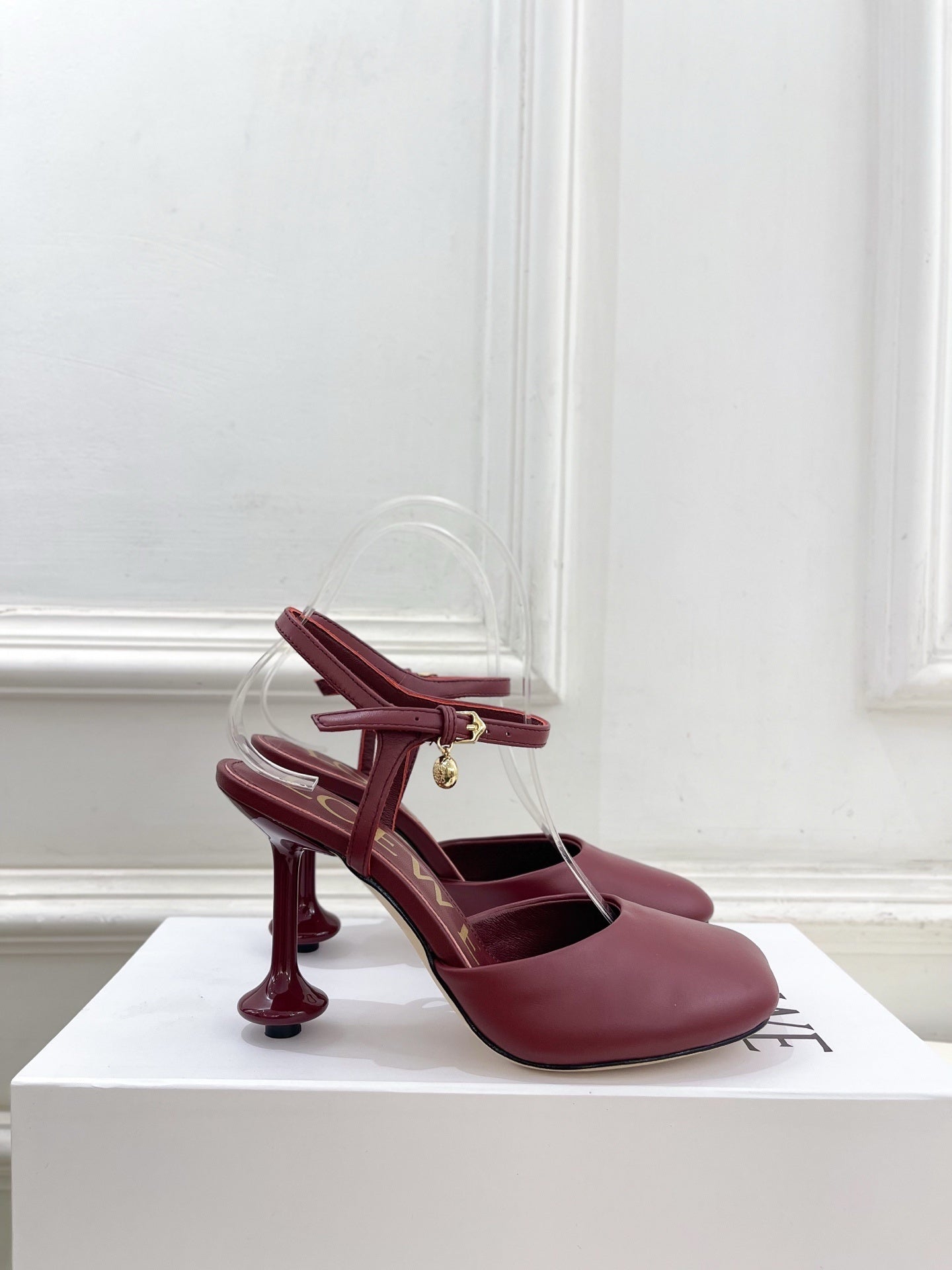LW PUMPS