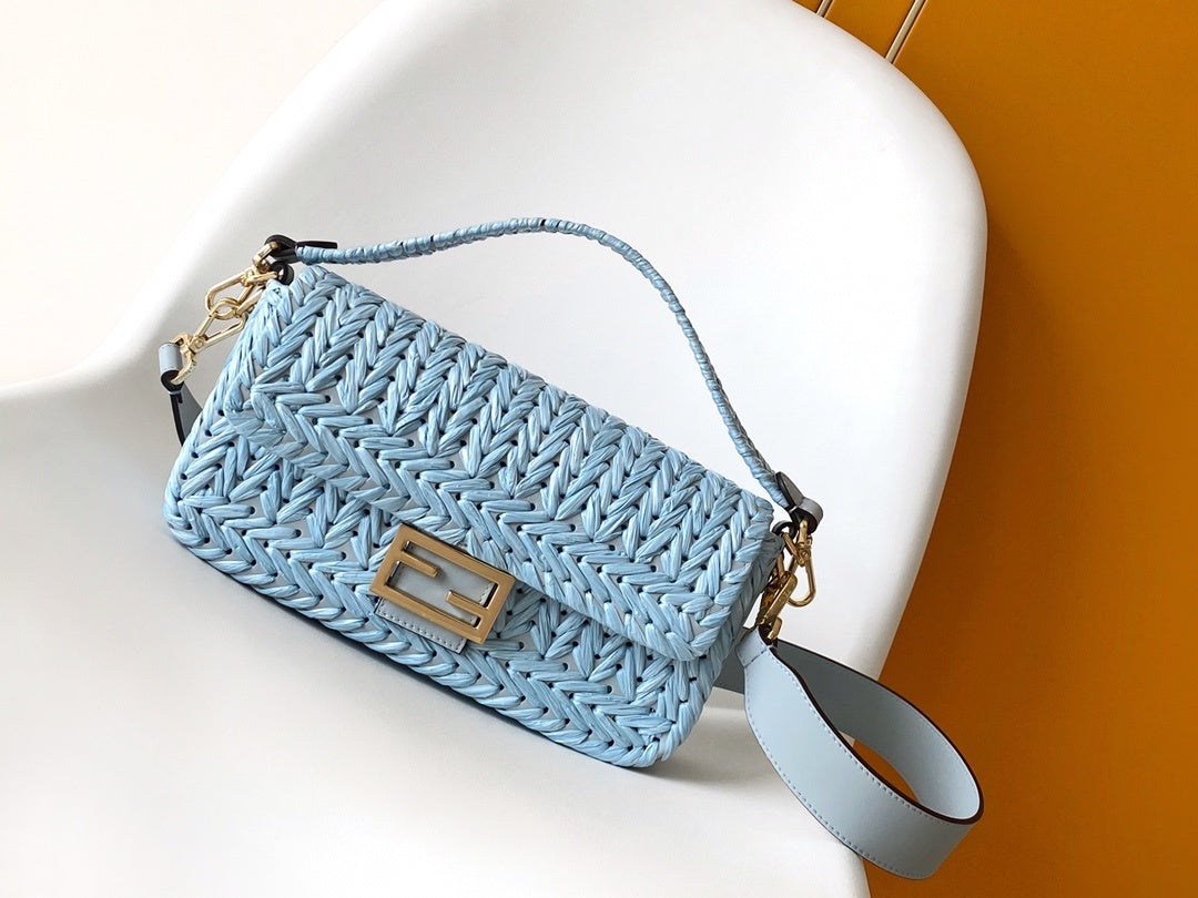 FF BAGUETTE RAFFIA