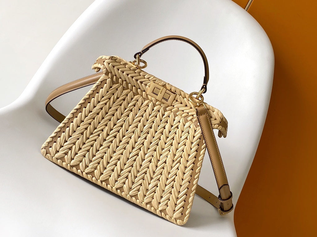 FF ISEEU MEDIUM RAFFIA