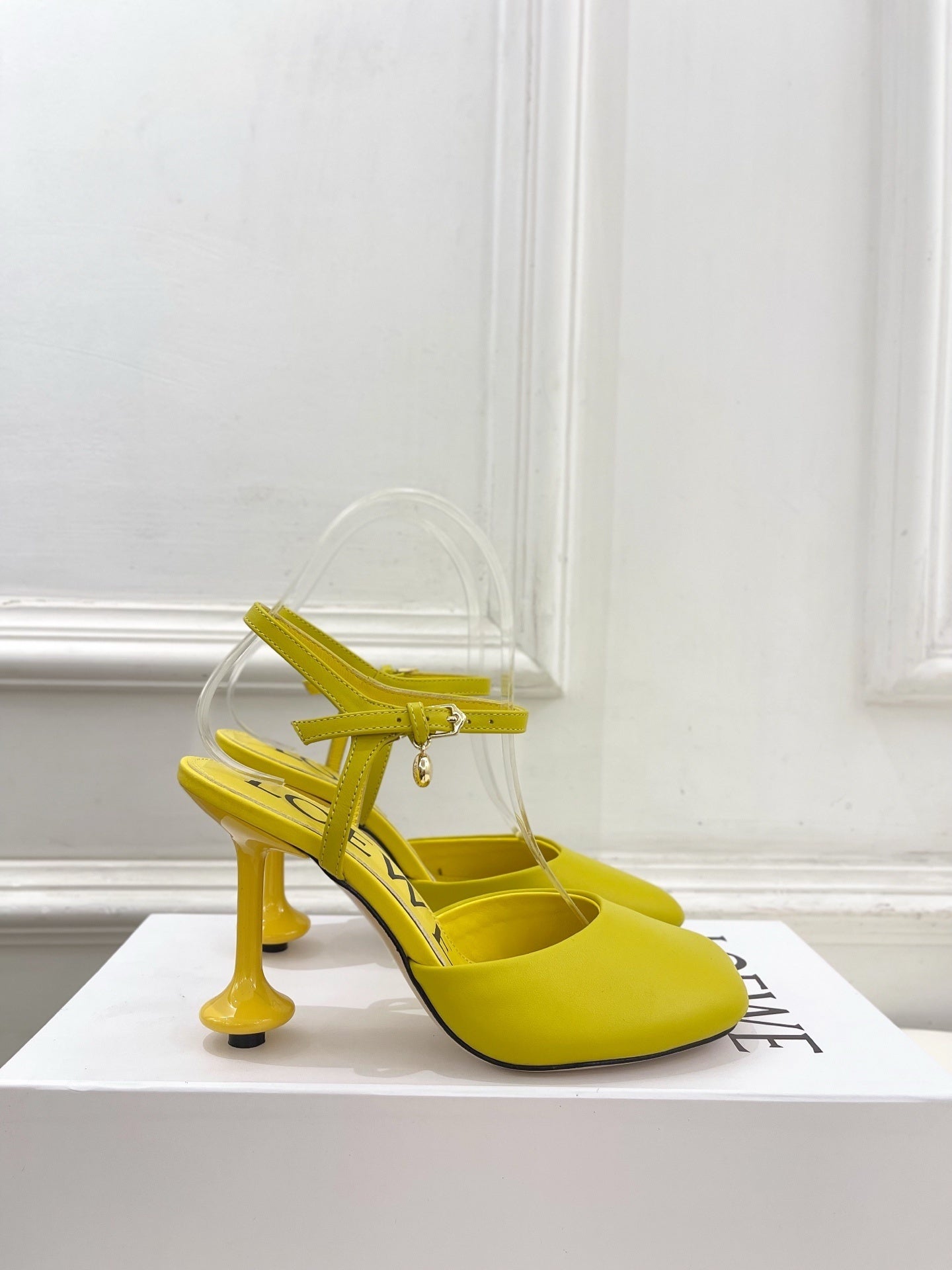 LW PUMPS