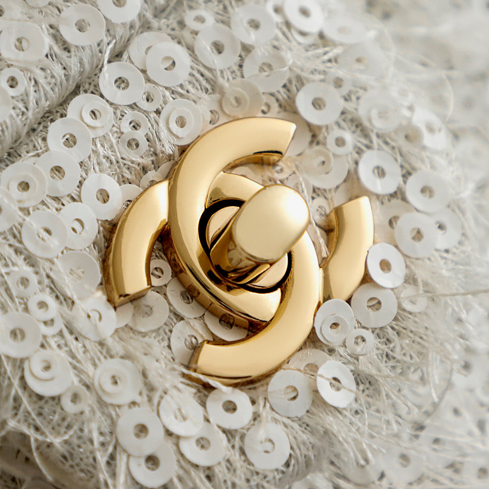 CC 26 CLASSIC FLAP SEQUIN