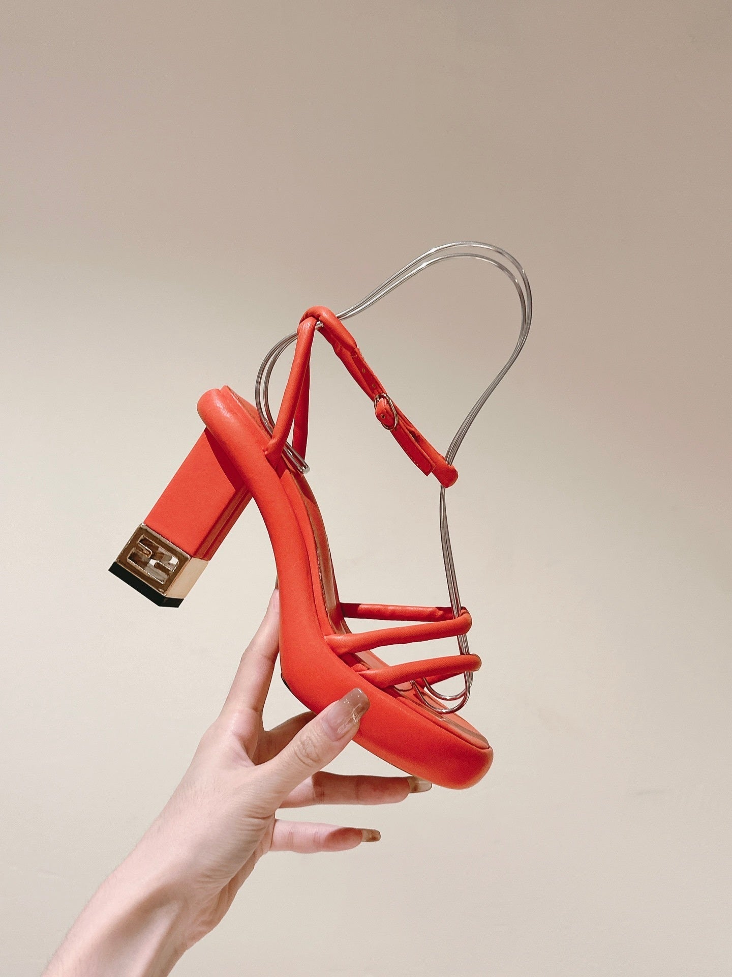 FF HEEL SANDAL