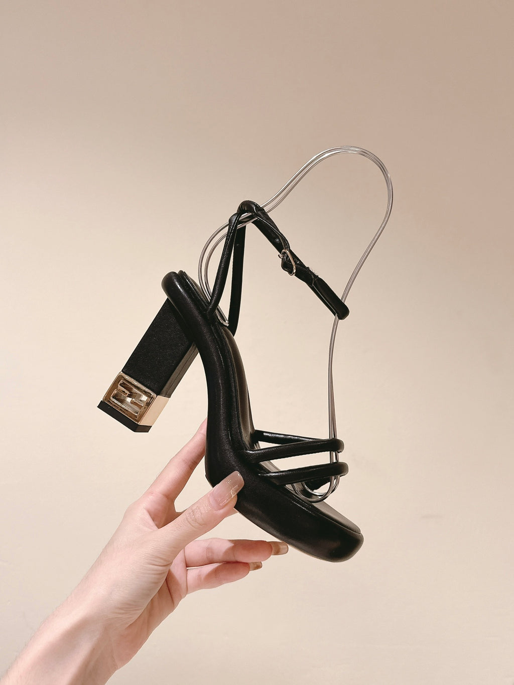 FF HEEL SANDAL