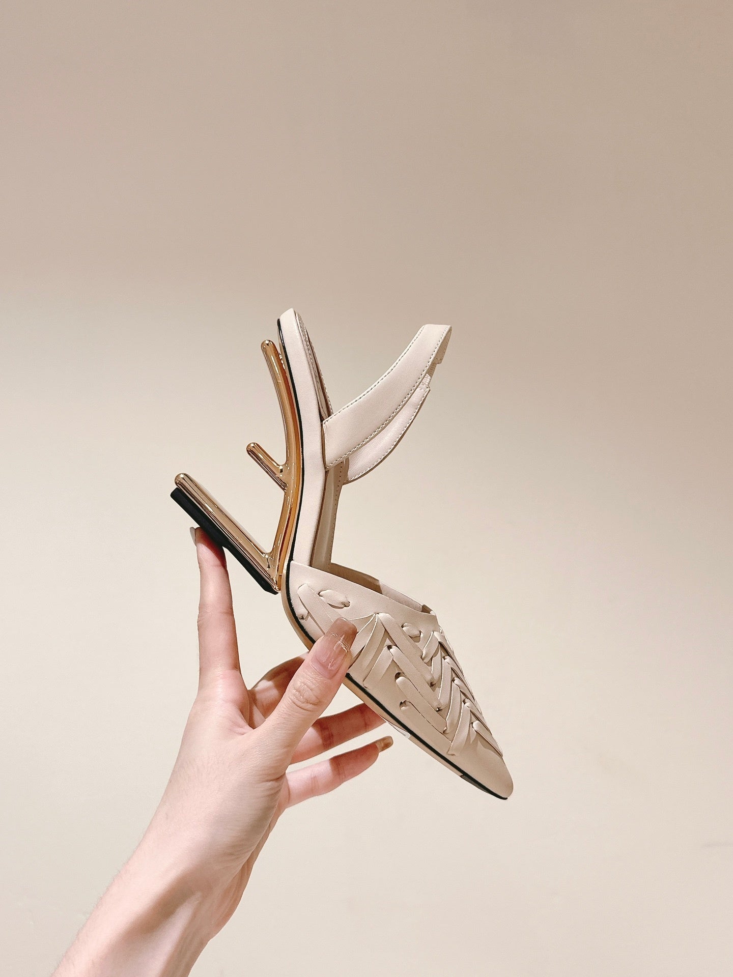 FF HEEL SLINGBACK