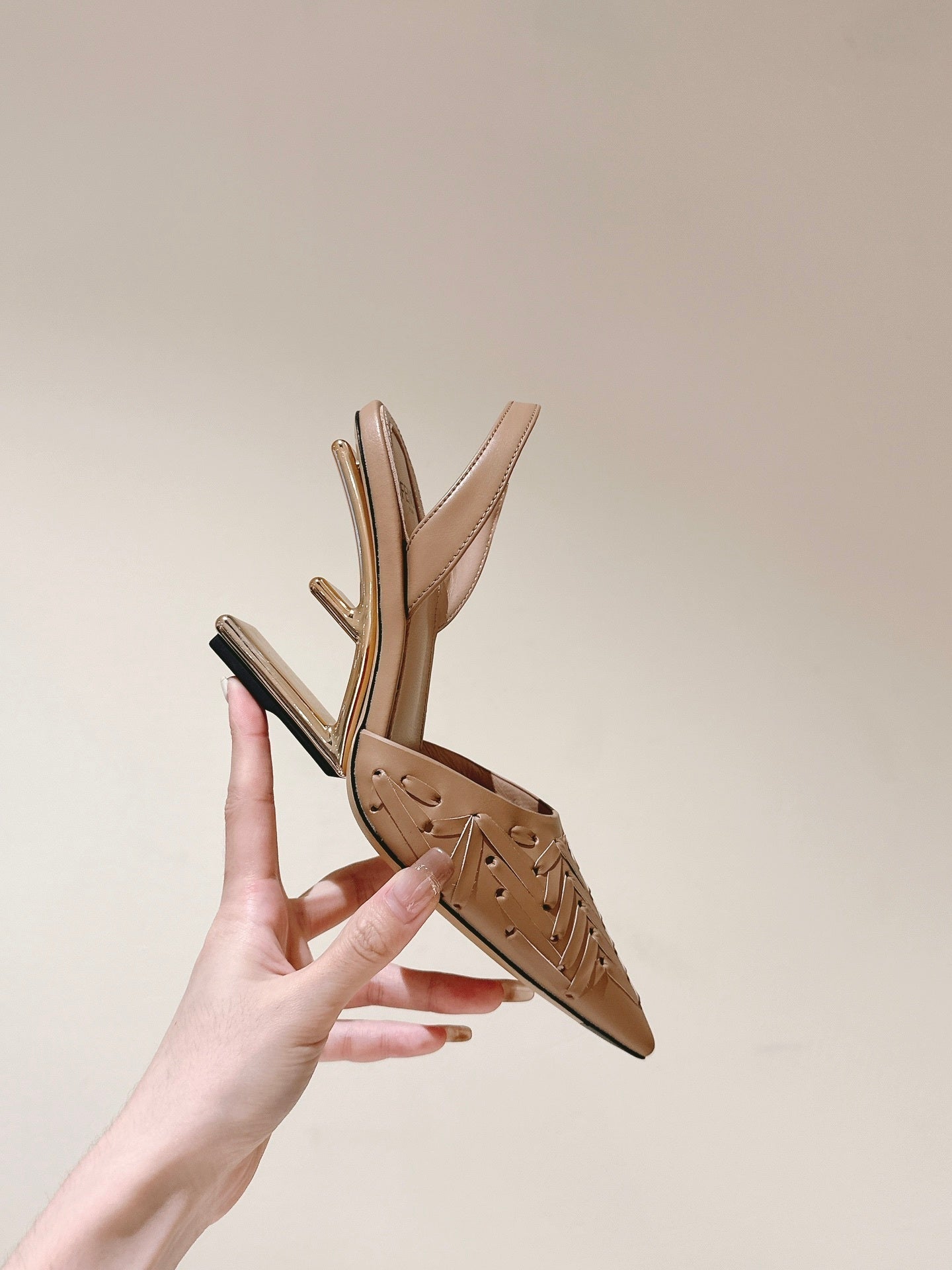 FF HEEL SLINGBACK